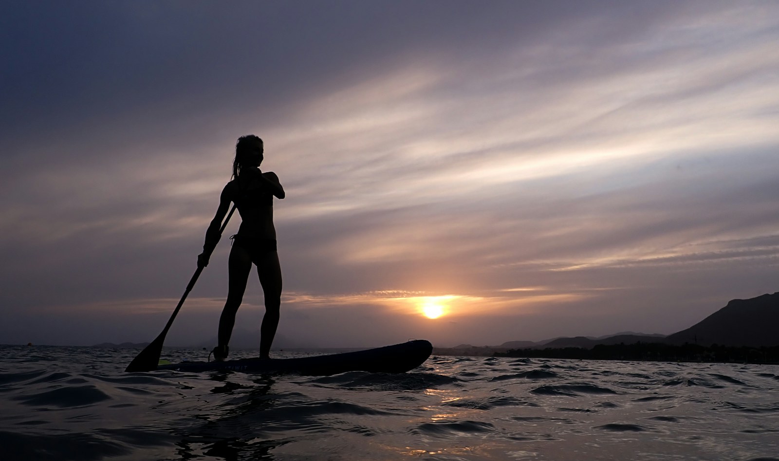 Women and Paddleboarding